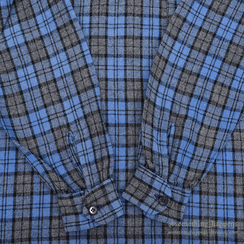 1950's~ UNUSUAL PULLOVER PLAID WOOL SHIRT...