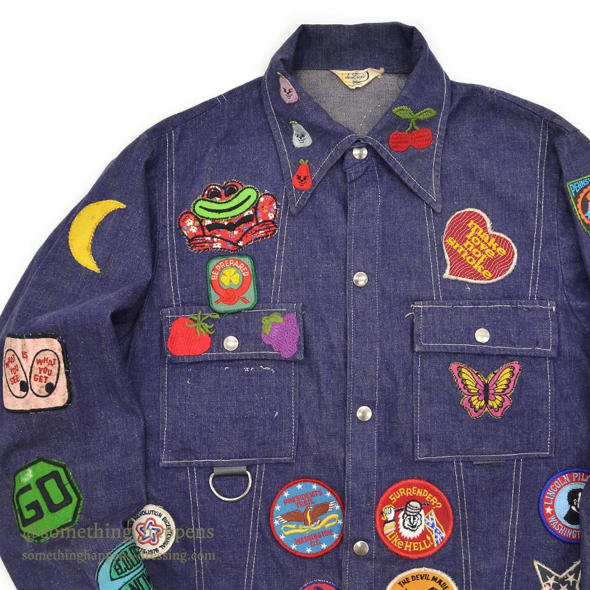 1970's DELUXE SPORTSWEAR VAD DYED DENIM JACKET / LOTS OF PATCHES ... M