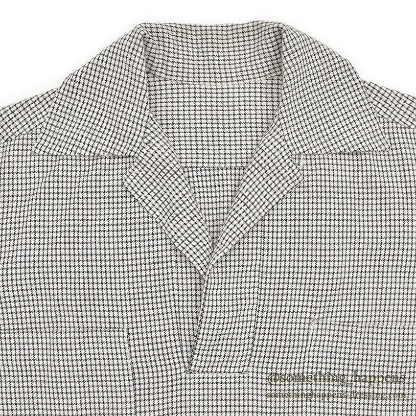 1950's BLACK / WHITE PLAID PULLOVER RAYON SHIRT...