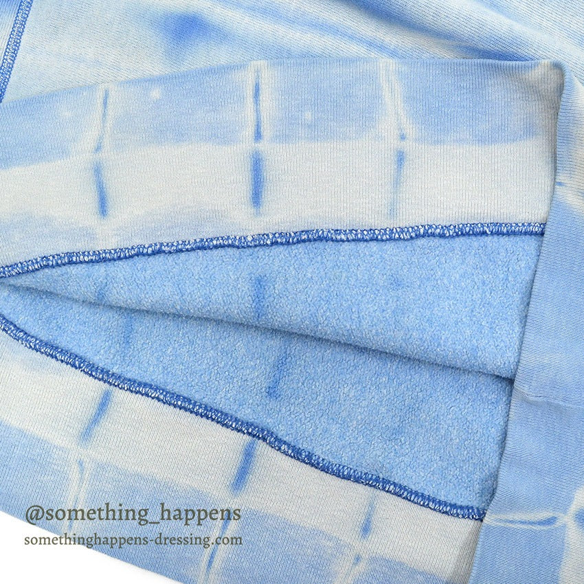 1980's CHAMPION LIGHT BLUE TIE DYE REVERSE WEAVE SWEAT SHIRT...L