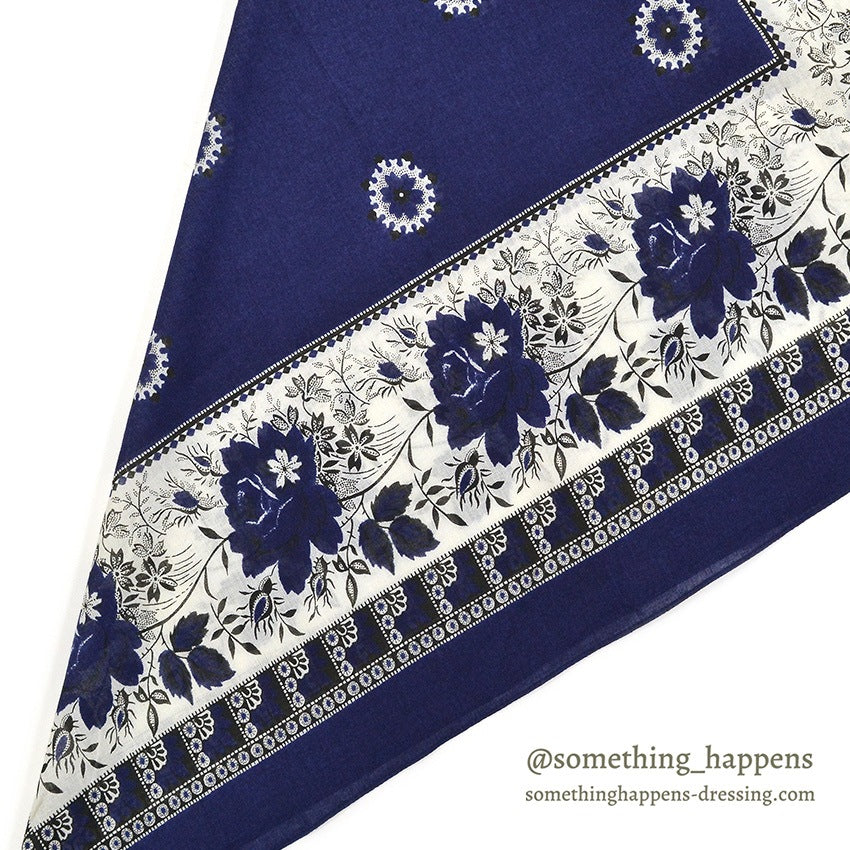 1980's DEADSTOCK BANANA REPUBLIC SAFARI & TRAVEL BANDANA NAVY...