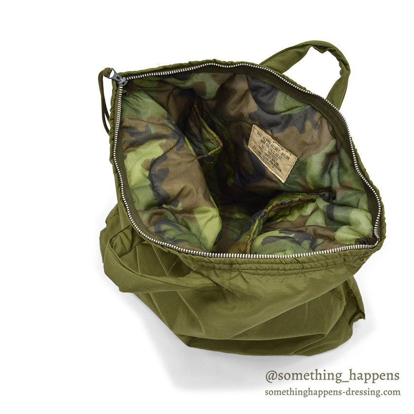 1970's USAF BAG, FLYING HELMET, NYLON CAMO LINING...