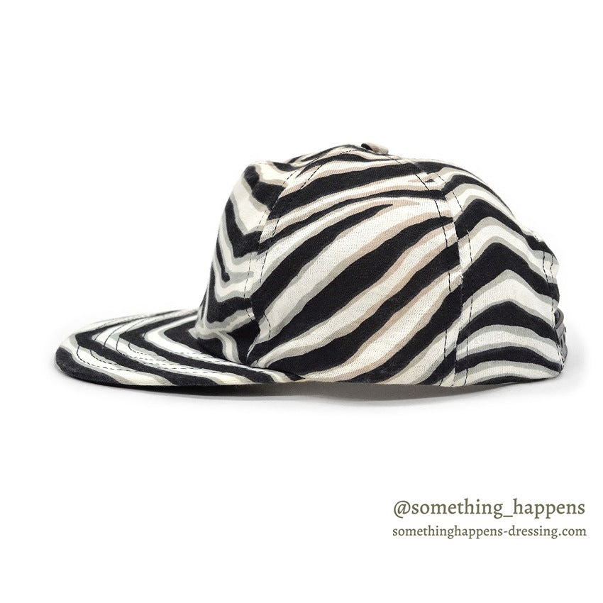 1990's ZEBRA PATTERN SNAPBACK CAP MADE IN USA...