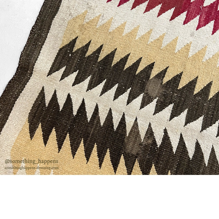 c.1940's NAVAJO RUG ZIGZAG PATTERN... 120cm/84cm