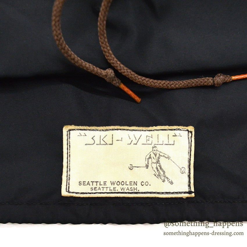 1950's SKI-WELL SEATTLE WOOLEN CO. BLACK NYLON ANORAK PARKA...