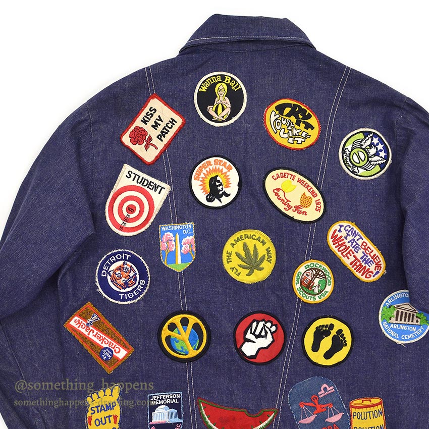 1970's DELUXE SPORTSWEAR VAD DYED DENIM JACKET / LOTS OF PATCHES ... M