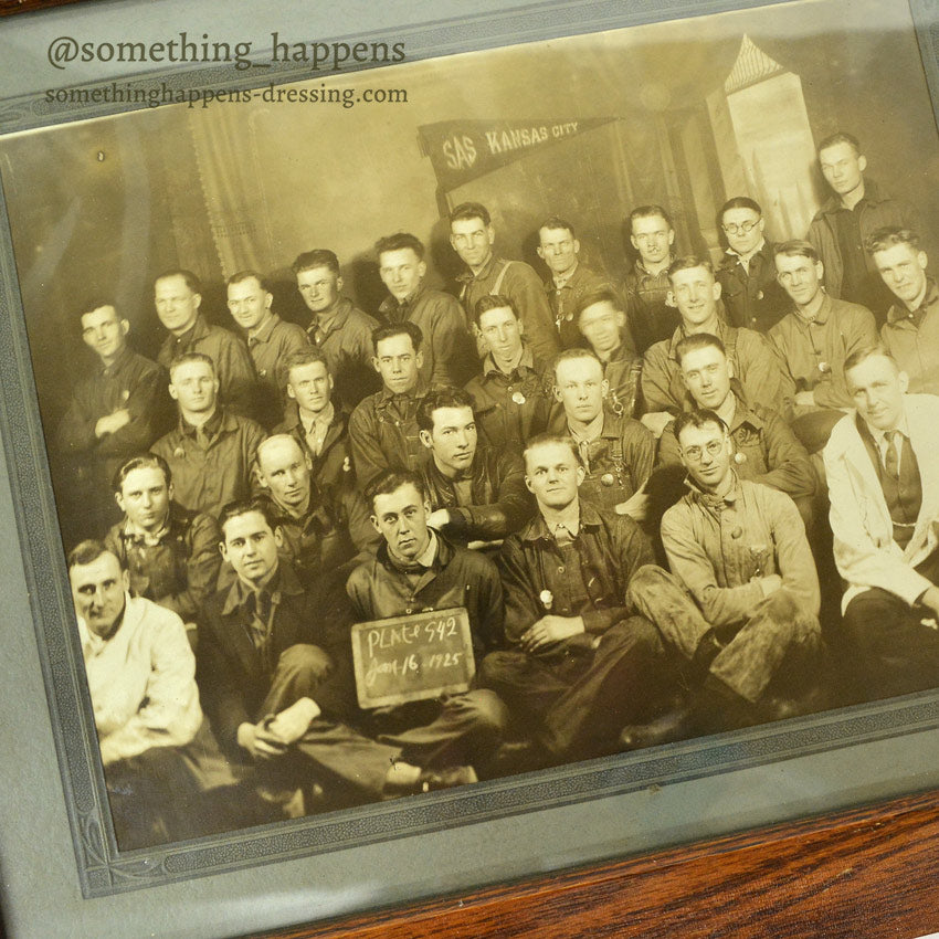 OLD WORKERS PHOTOGRAPH 1925. WOOD FRAMED ... 36cm×30cm