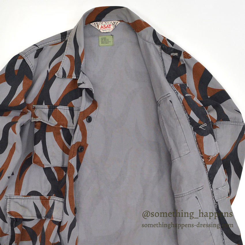 1990's ASAT CAMO TROPHY HUNTER COAT... LARGE-REGULAR