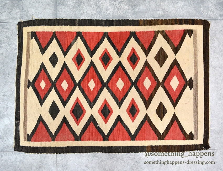 c.1930's NAVAJO RUG DIAMOND PATTERN... 135cm/92cm