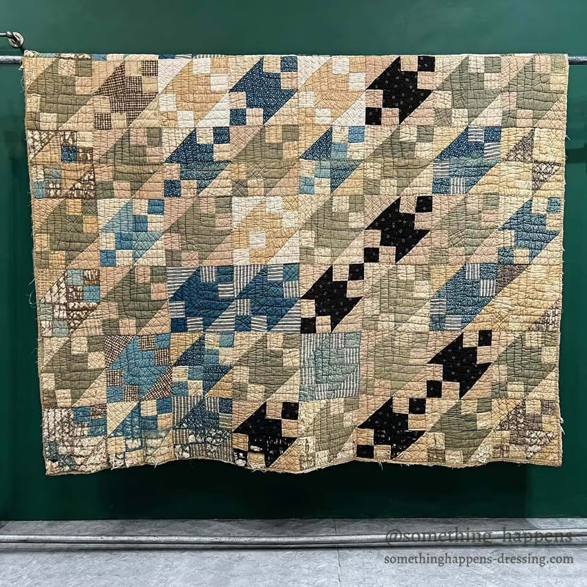 ANTIQUE CALICO PATCHWORK QUILT... 193cm/176cm