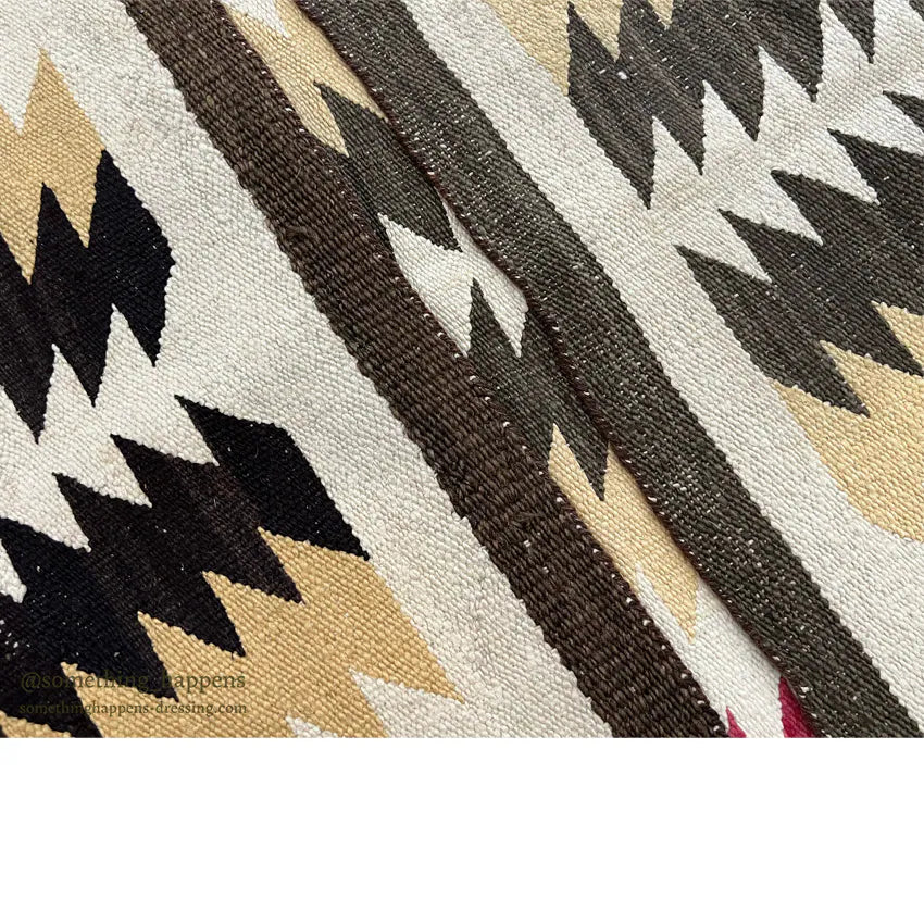 c.1940's NAVAJO RUG ZIGZAG PATTERN... 120cm/84cm