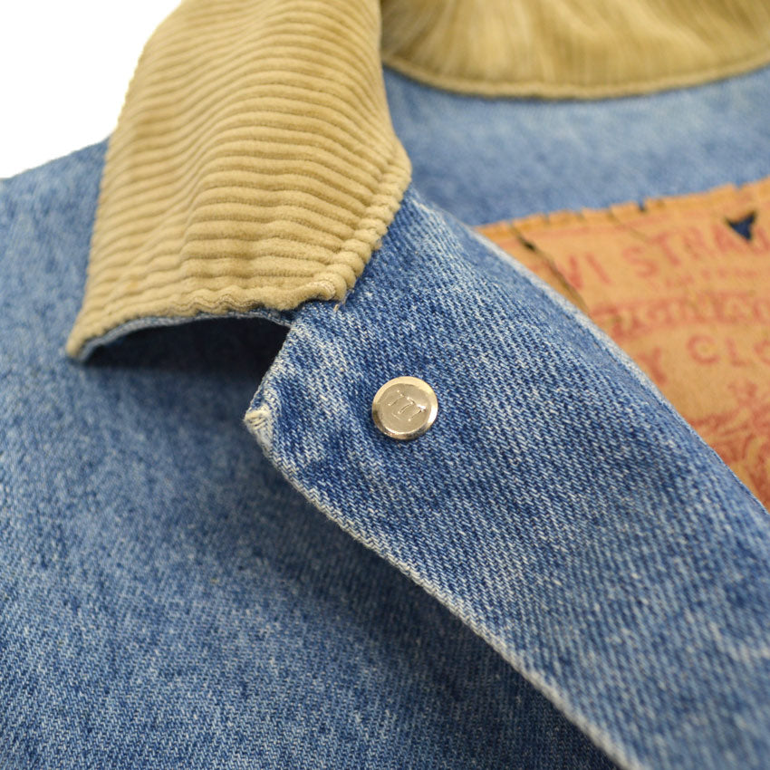 80's Levi's 'Oversized Patch' Denim Coat... S