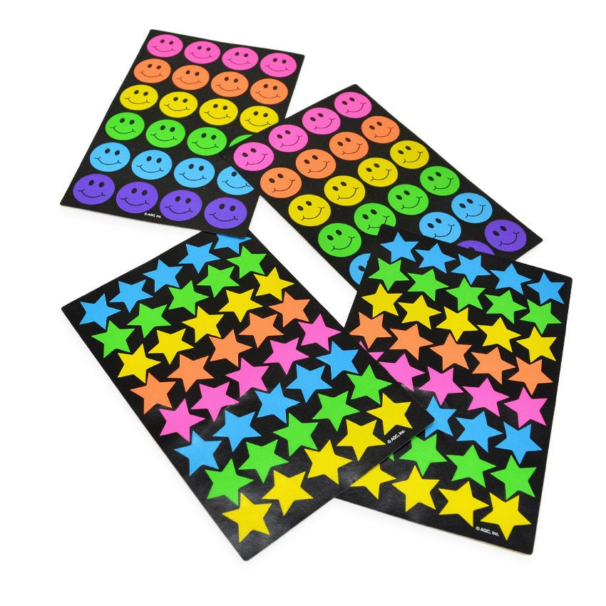 OLD SMILEY FACE AND STAR STICKERS ... Set of 4