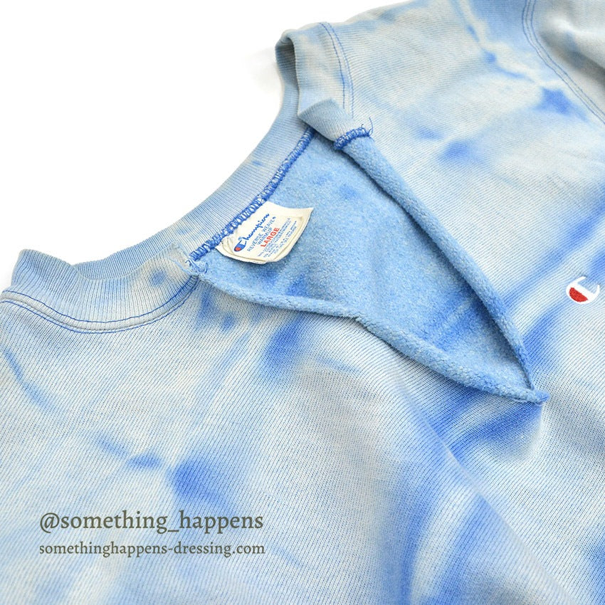1980's CHAMPION LIGHT BLUE TIE DYE REVERSE WEAVE SWEAT SHIRT...L