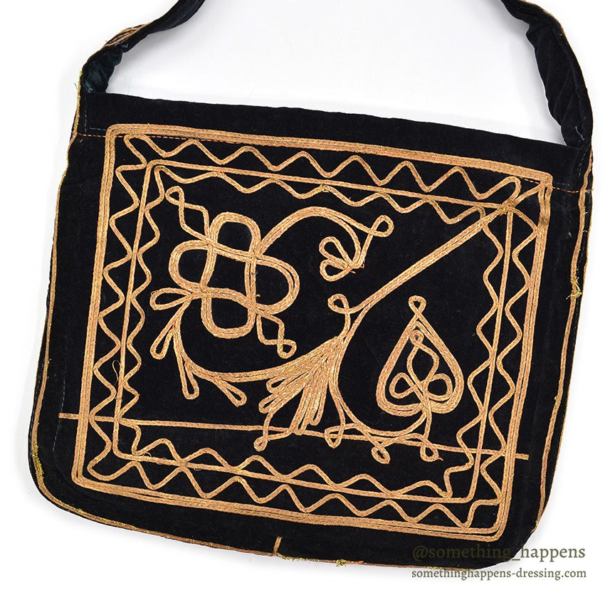 1960's~ HAND MADE EMBROIDERED BLACK VELVET SHOULDER BAG...