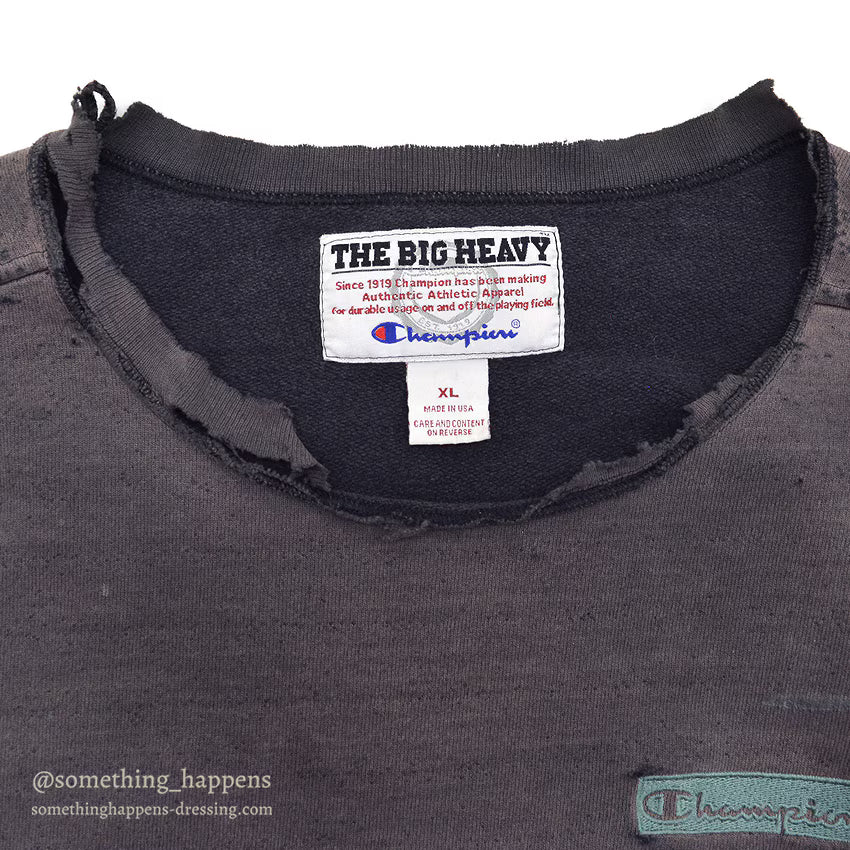 1990's CHAMPION THE BIG HEAVY SWEAT SHIRT FADED DISTRESSED... XL