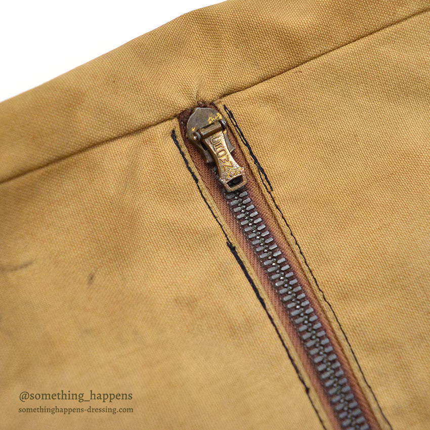 1940's~ CUMBERLAND MASLAND MADE CANVAS GAME BAG