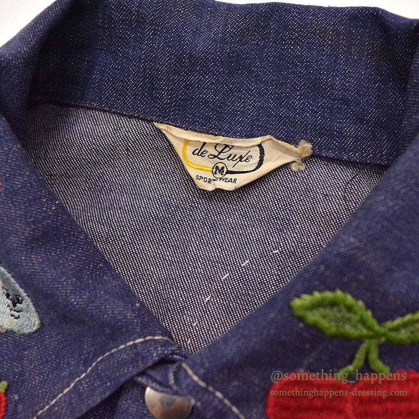 1970's DELUXE SPORTSWEAR VAD DYED DENIM JACKET / LOTS OF PATCHES ... M