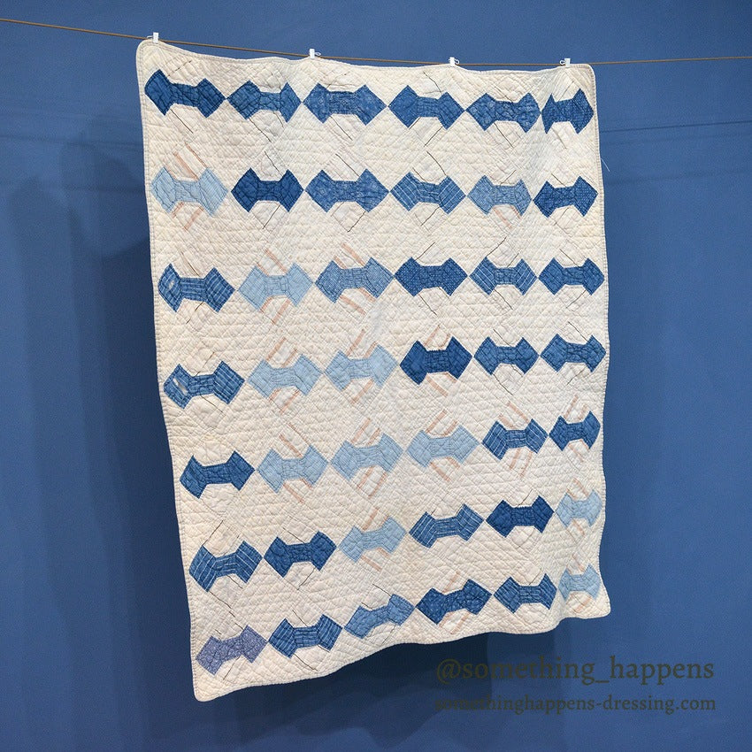 ANTIQUE BOWTIE INDIGO CALICO PATCHWORK CRIB QUILT... 122cm/100cm