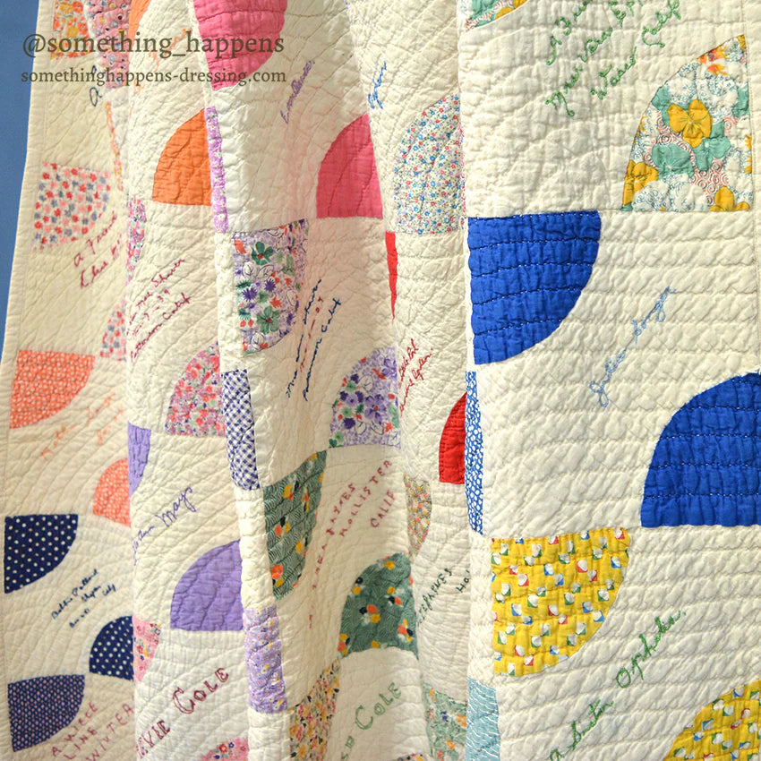 1936 to '1938 SIGNATURES EMBROIDERY FRIENDSHIP PATCHWORK QUILT... 181cm/163cm