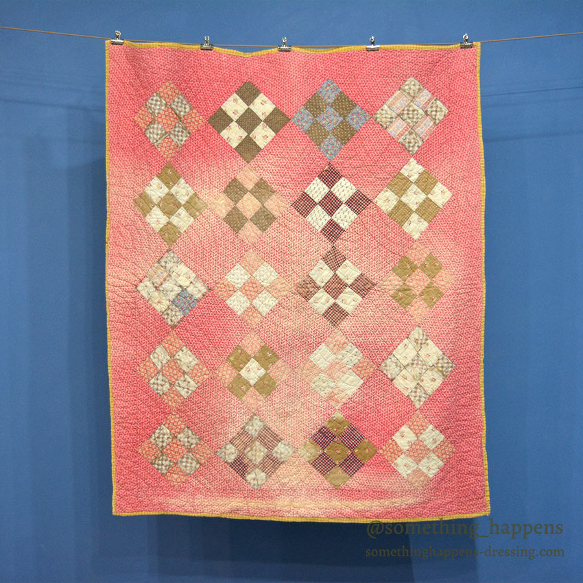 ANTIQUE NINE PATCH CALICO PATCHWORK RED CRIB QUILT FADED... 120cm/99cm