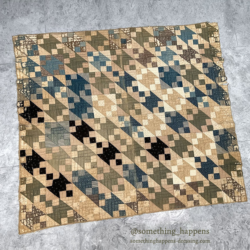 ANTIQUE CALICO PATCHWORK QUILT... 193cm/176cm