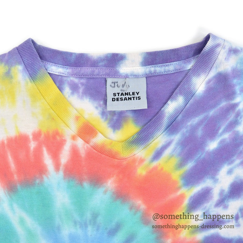 1990's STANLEY DESANTIS TIE DYE V-NECK T-SHIRT... LARGE