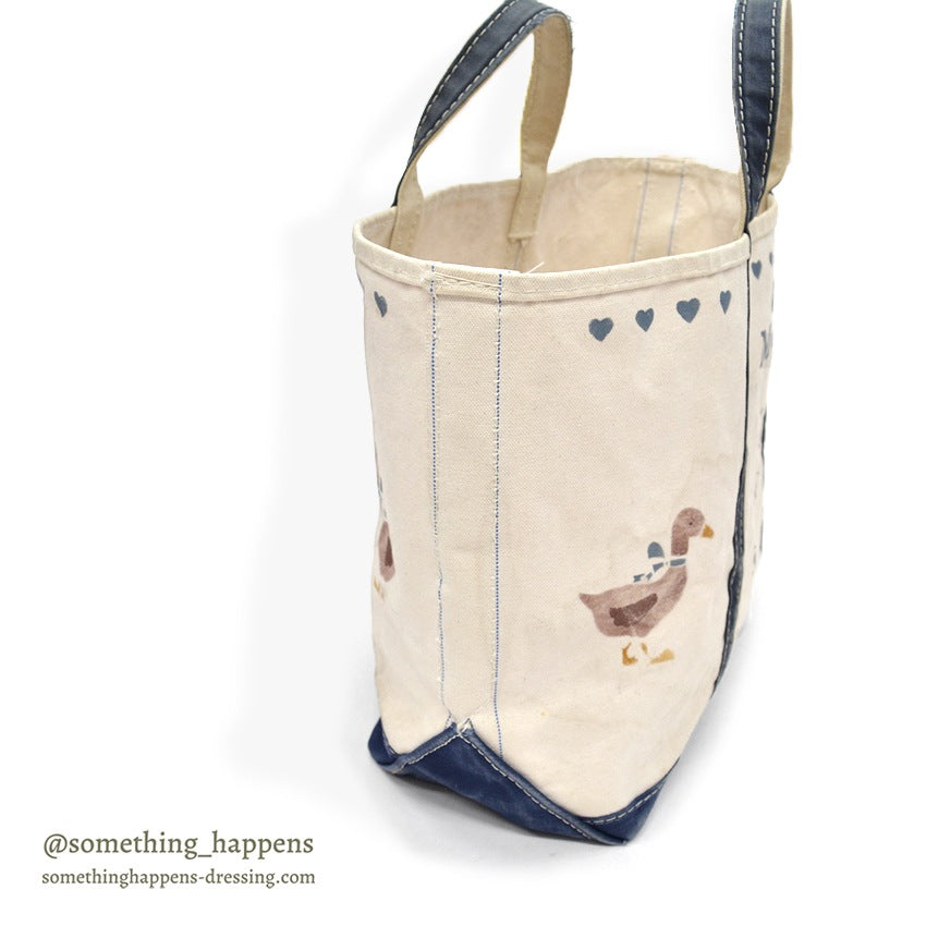 1980's LLBEAN ART PAINT BOAT AND TOTE NAVY... LARGE