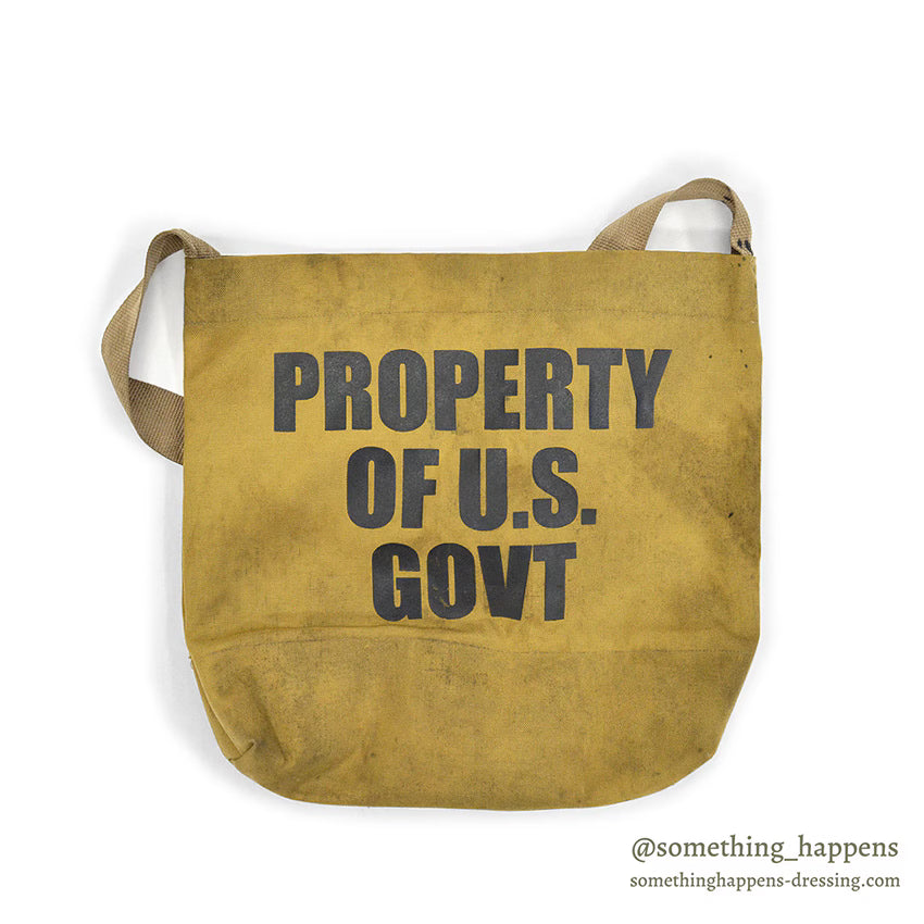 PROPERTY OF U.S. GOVERNMENT FLAG BAG 1 ...