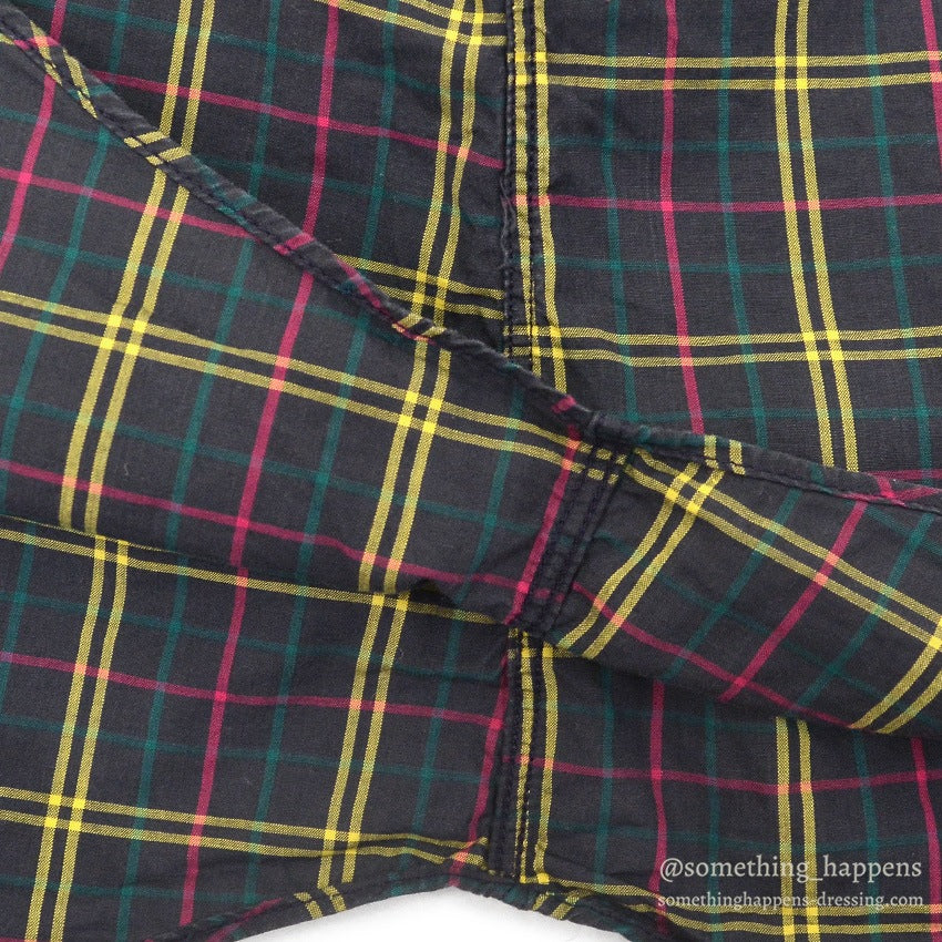 1980's OUTFITTERS IMPORTED FABLIC PLAID B/D SHIRT ... M