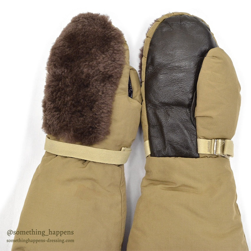 1970's~ EDDIE BAUER FUR SHEARLING DOWN MITTENS...S
