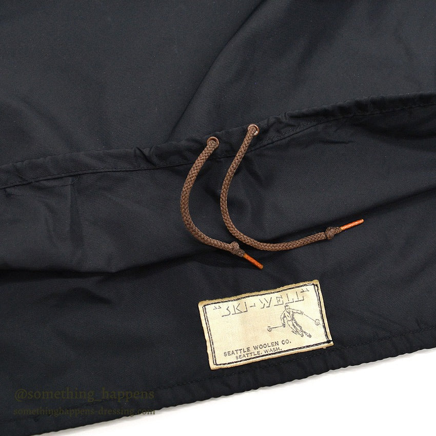 1950's SKI-WELL SEATTLE WOOLEN CO. BLACK NYLON ANORAK PARKA...