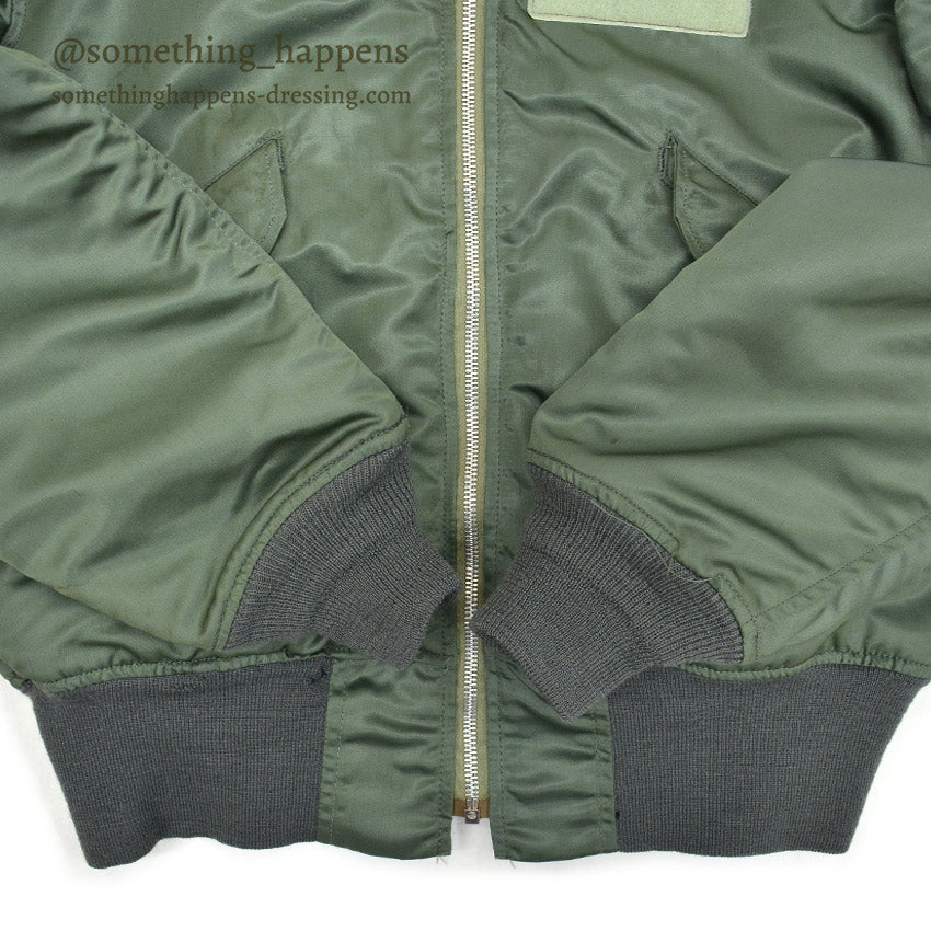 1970's USAF L-2B FLIGHT JACKET ALPHA INDUSTRIES, INC. ... MEDIUM