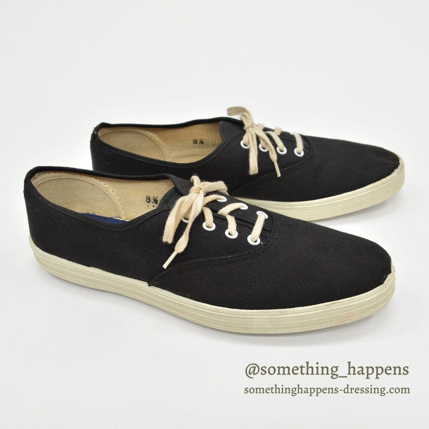 ~1980's OLD BLACK COTTON SNEAKER 2...