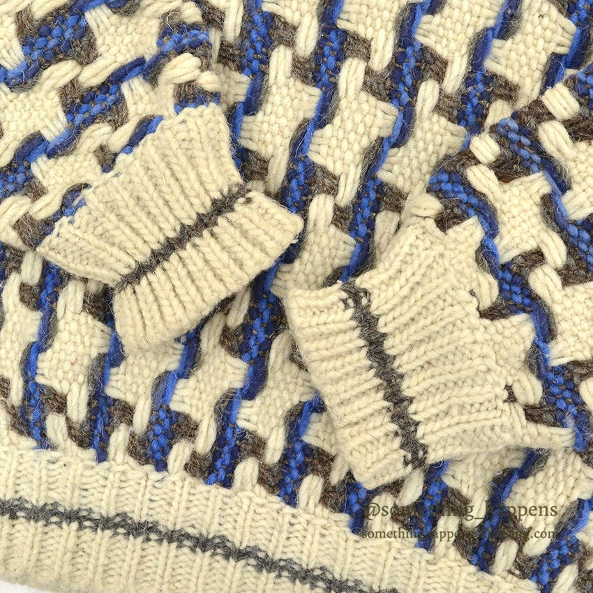 OLD ECUADOR HAND MADE WOOL KNIT SWEATER ...