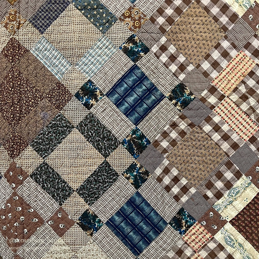 ANTIQUE PRIMITIVE FOLK ART PATCHWORK QUILT... 228cm/228cm