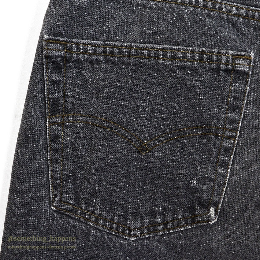1990's Levi's 501 BLACK DENIM PANTS CHOPPED... W32