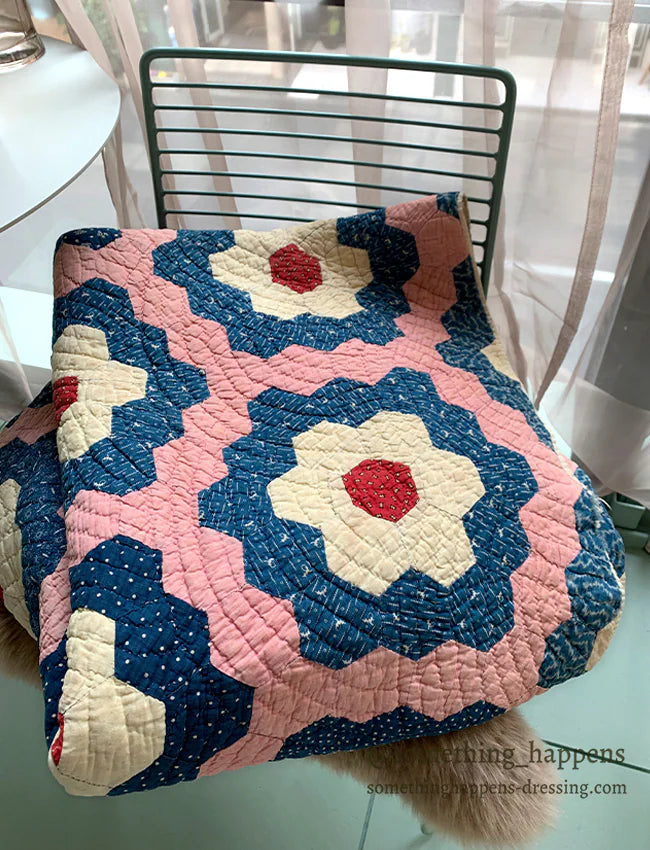 ANTIQUE GRANDMOTHER'S FLOWER GARDEN INDIGO CALICO PATCHWORK QUILT... 208cm/190cm