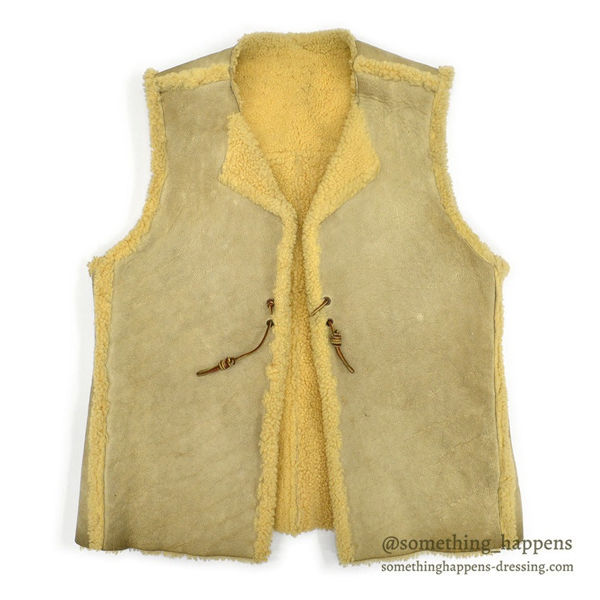 ~1970's McGREGOR HARLEY DAVIDSON PATCH MOUTON MOTORCYCLE VEST...M