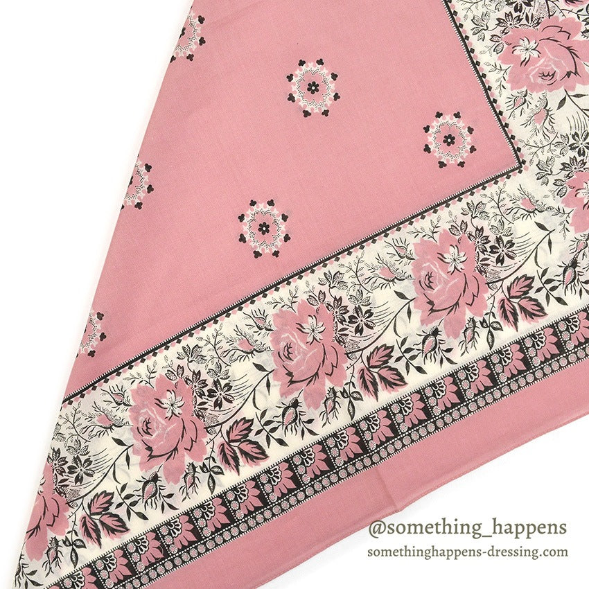 1980's DEADSTOCK BANANA REPUBLIC SAFARI & TRAVEL BANDANA PINK...