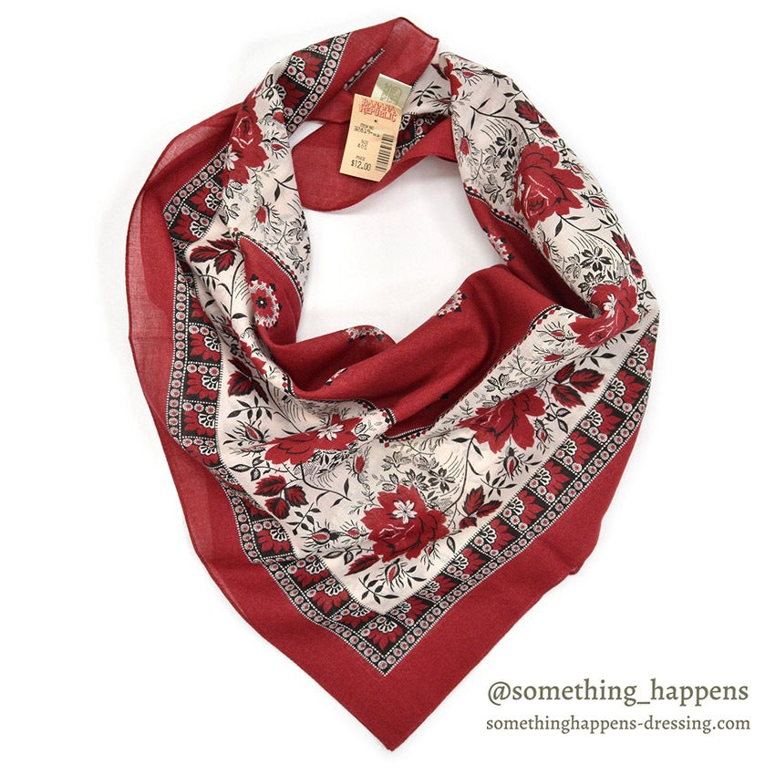 1980's DEADSTOCK BANANA REPUBLIC SAFARI & TRAVEL BANDANA RED...