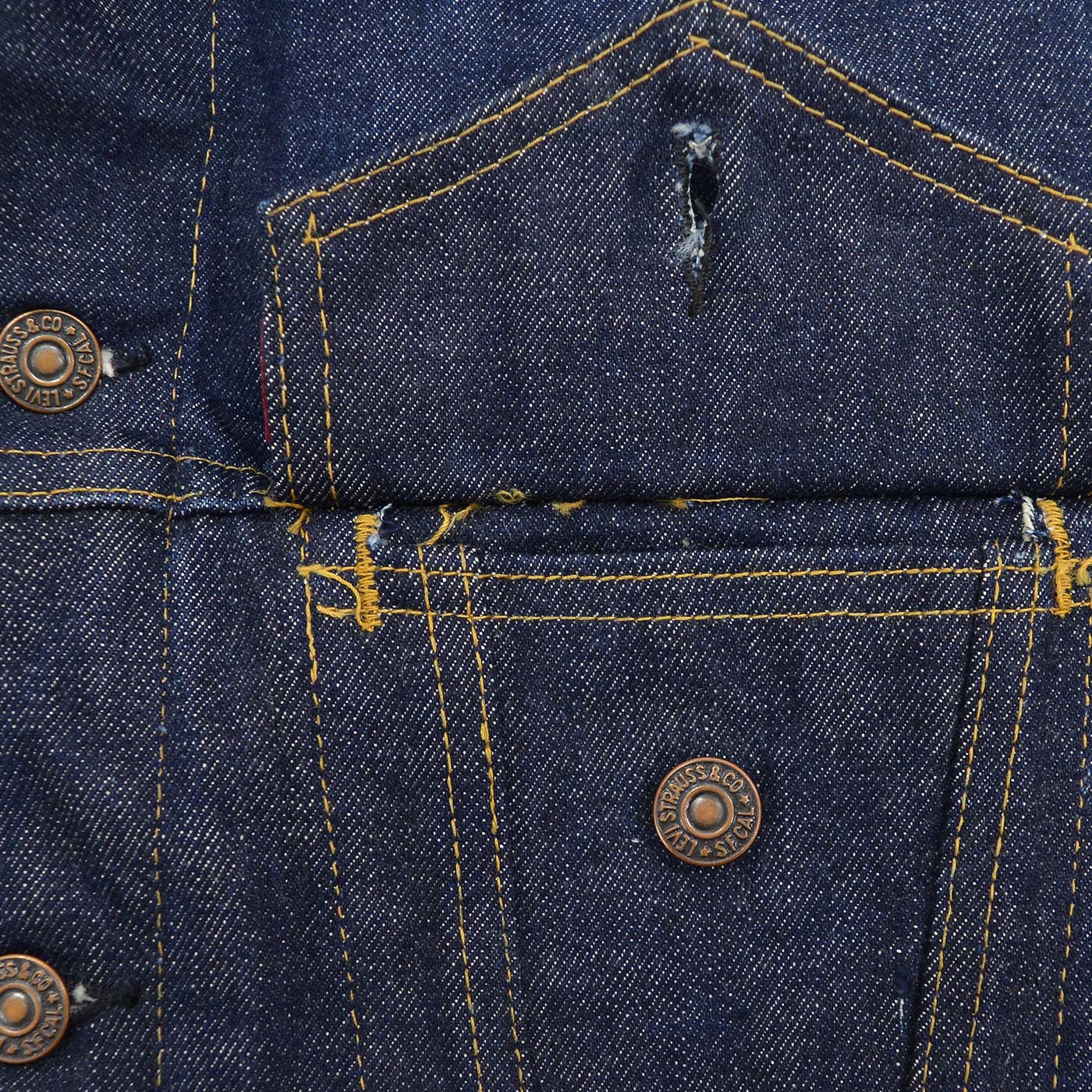 1960's LEVI'S 557 DENIM JACKET / DARK ... Fits like 42