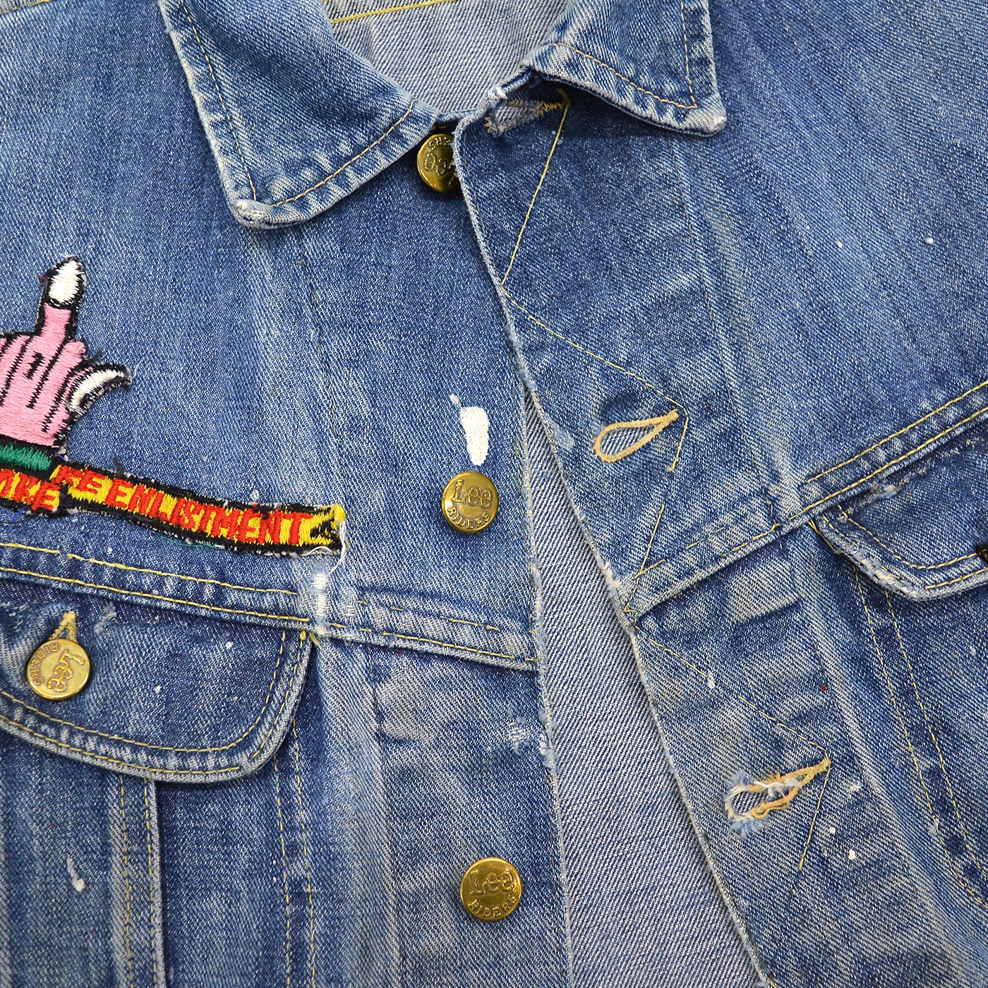 ~1970's Lee 101-J " DEATH BEFORE REENLISTMENT" CUT-OFF DENIM VEST... 40 LONG