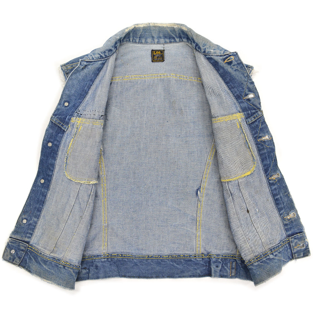 ~1970's Lee 101-J " DEATH BEFORE REENLISTMENT" CUT-OFF DENIM VEST... 40 LONG