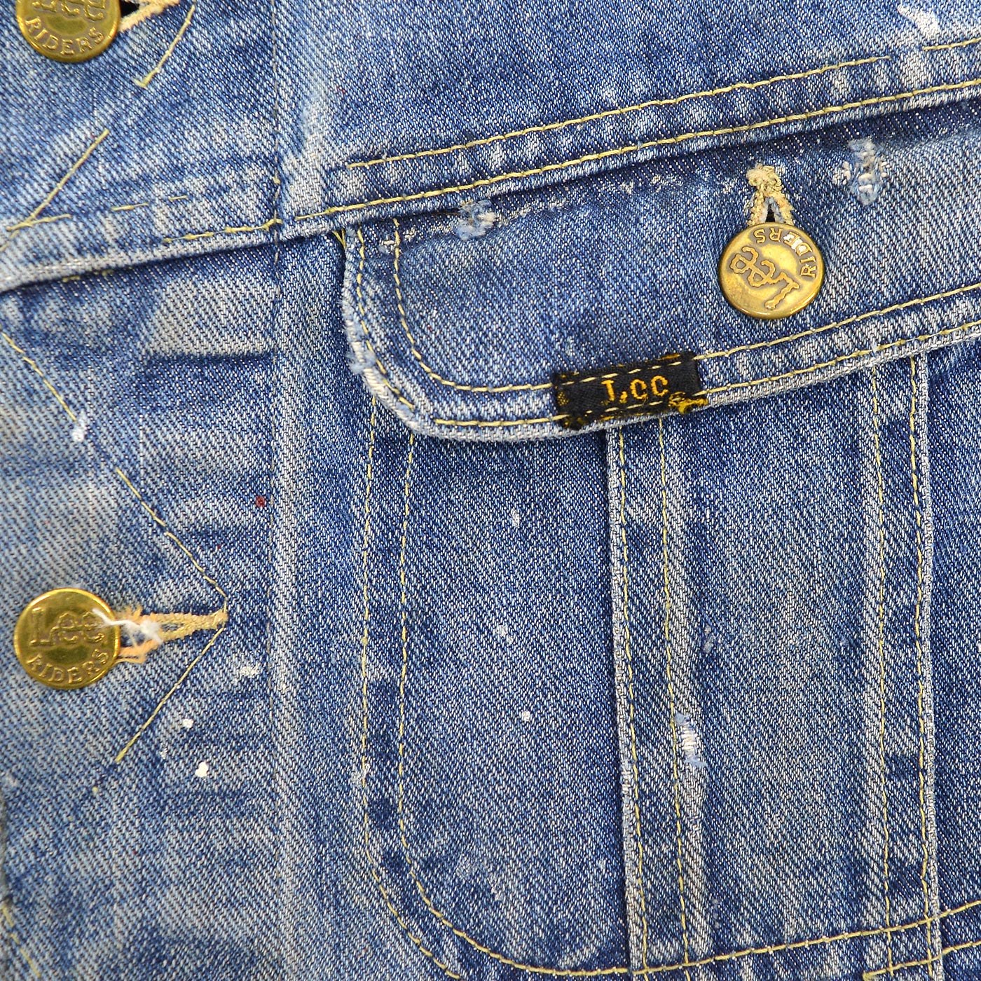 ~1970's Lee 101-J " DEATH BEFORE REENLISTMENT" CUT-OFF DENIM VEST... 40 LONG