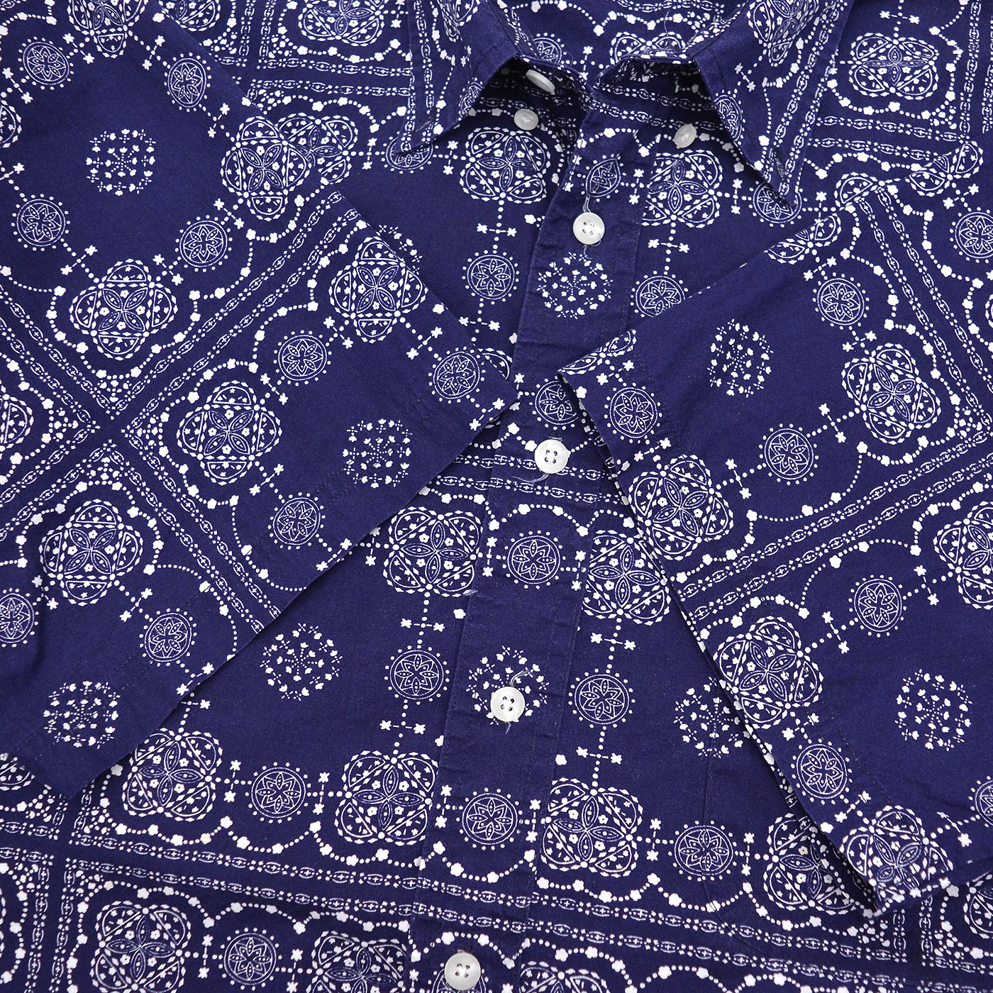 1990's 417 by VAN HEUSEN BANDANA PRINT B/D SHIRT ... L