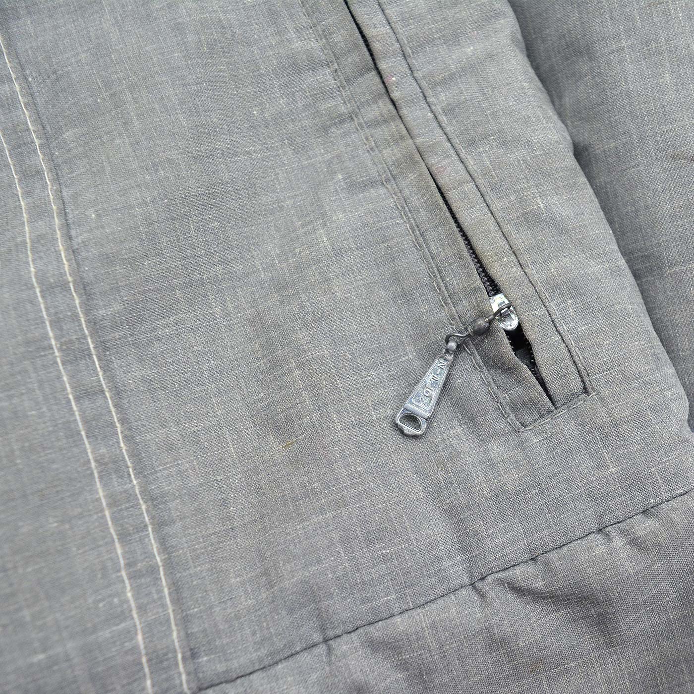 1970's BLACK BEAR NYLON DOWN JACKET / GRAY ... M