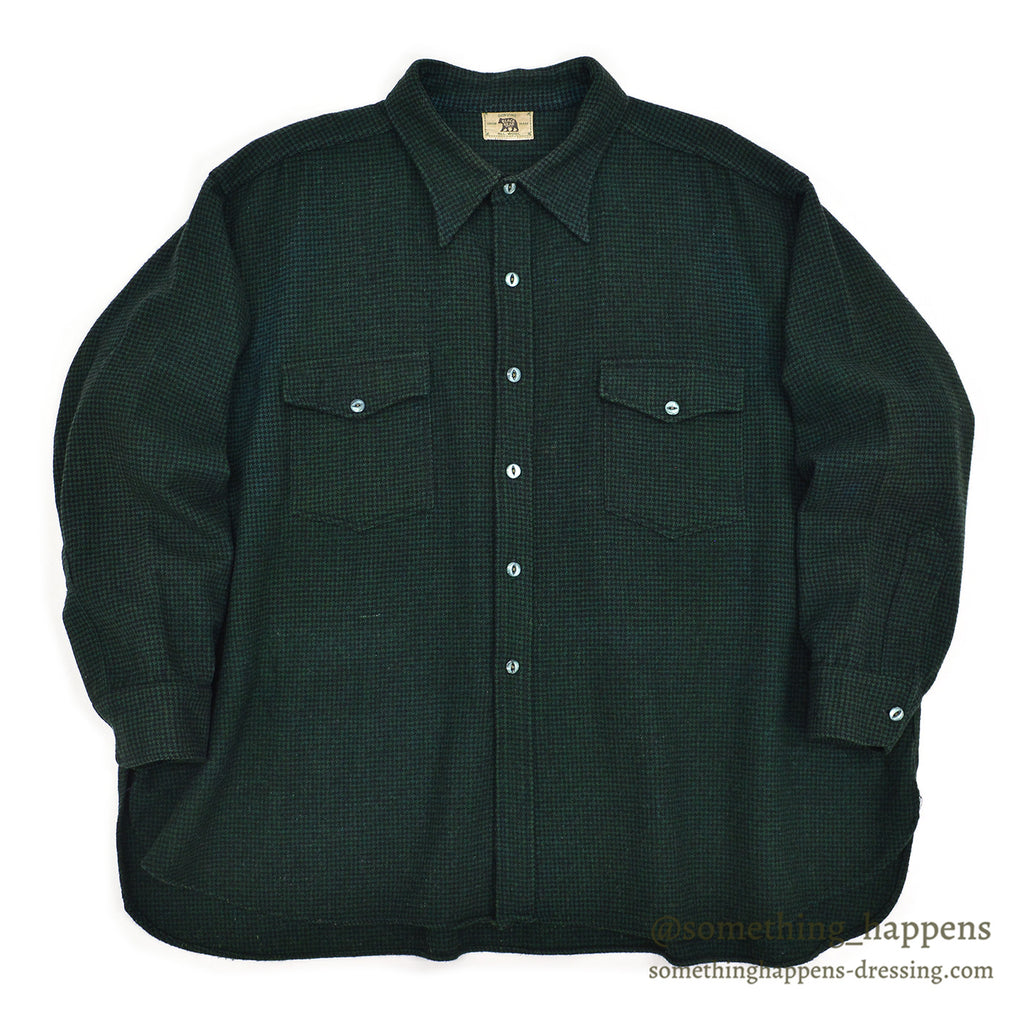 ~1940's BLACK BEAR HOUNDSTOOTH PATTERN WOOL FLANNEL SHIRT / RARE OVERSIZED PIECE ...