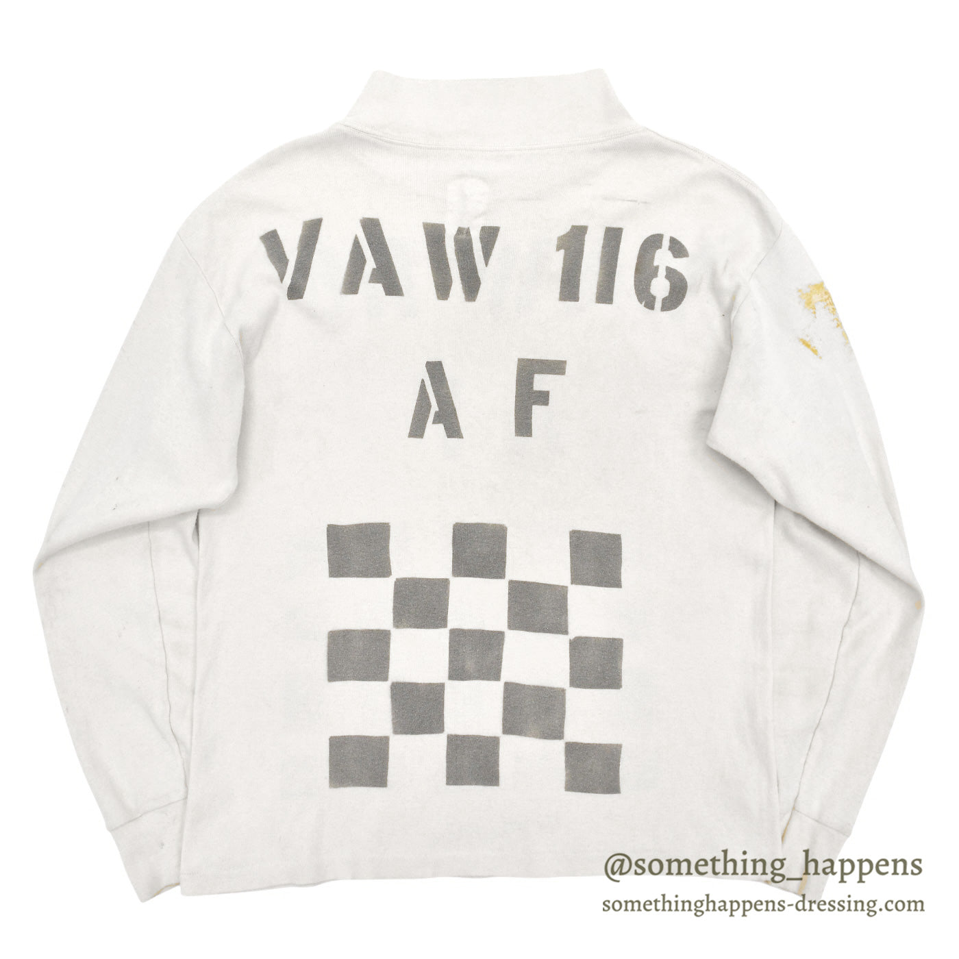 1980's U.S.NAVY JERSEY, FLIGHT DECK CREWMAN'S WHITE / CHECKERED FLAG STENCIL ... XL