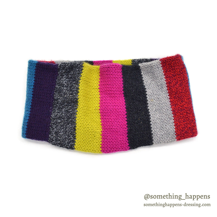 OLD MULTI COLOR WOOL NECK WARMER...
